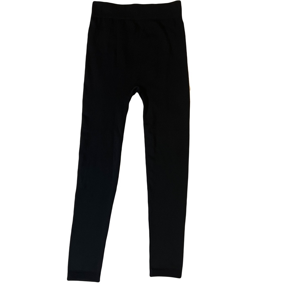 Free with purchase of 2 or more items. M/L fleece lined leggings